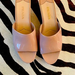 Practically NEW Prada wedge💕
